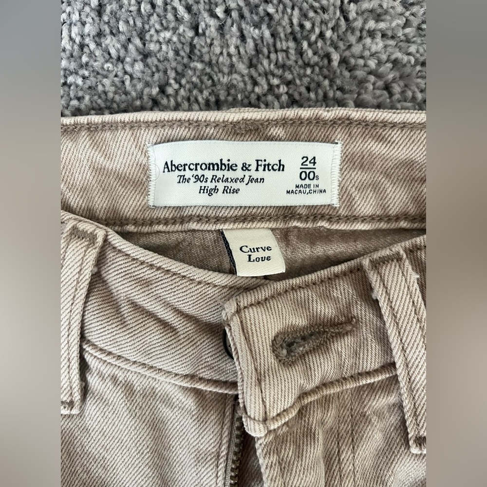 Abercrombie & Fitch Curve Love High Rise 90s Relaxed Jean - Picture 6 of 6